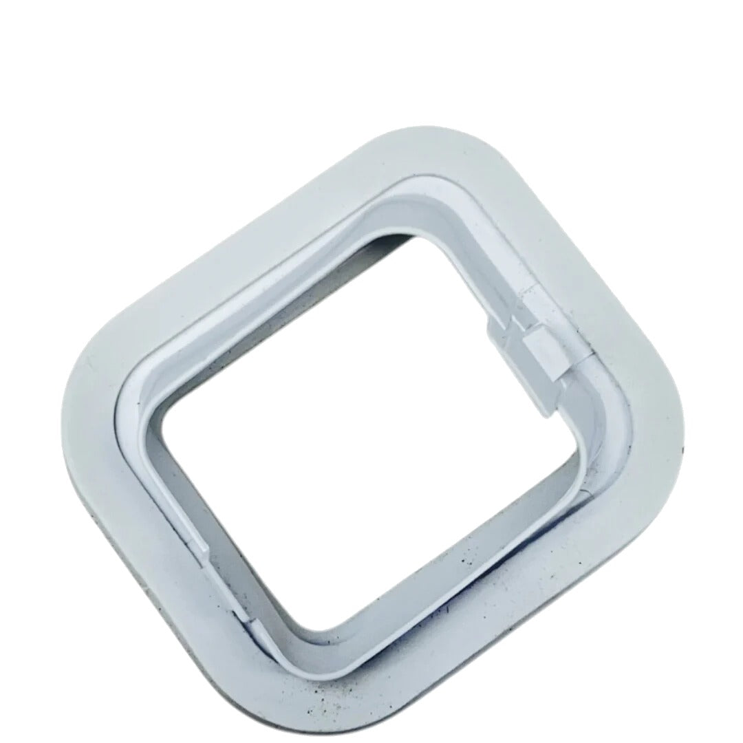 Hisense HRM260N6TSE Refrigerator Ice Chute Cap And Gasket Assembly